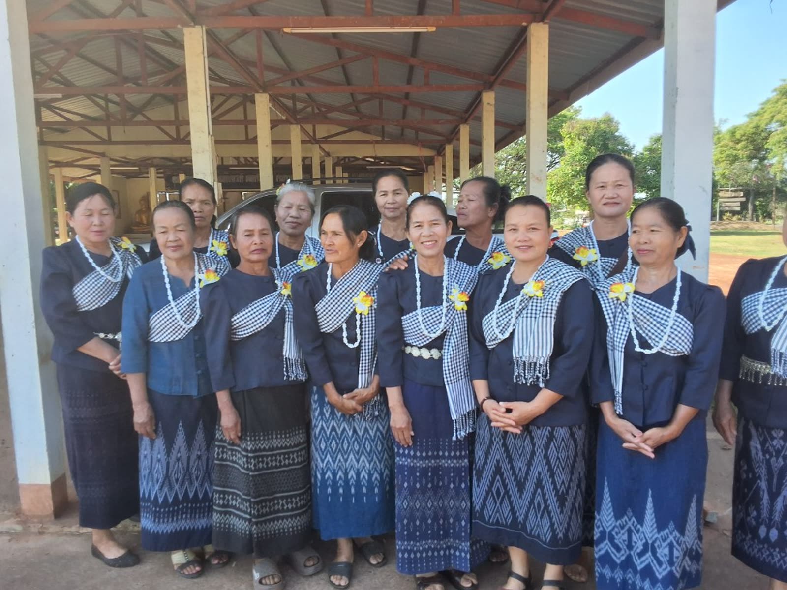 ชมรมสตรี